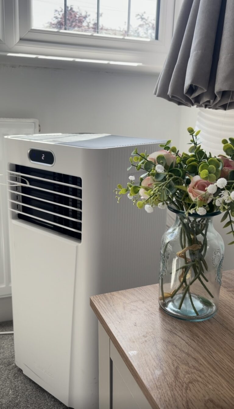 UGC video thumbnail for Meaco Cool Air Conditioning Unit